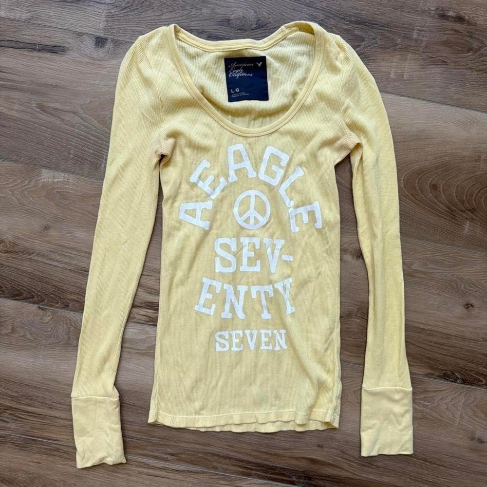 American Eagle Ribbed Knit Butter Yellow Long Sleeve SZ L Graphic Tee Y2K 2000s